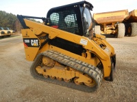 caterpillar-taw06598