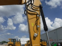 caterpillar-ree00400