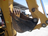 caterpillar-hwb01088