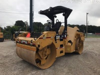 caterpillar-jlm00776