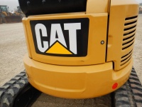 caterpillar-cj200582