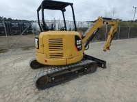 caterpillar-rky02736