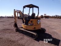 caterpillar-rky03838