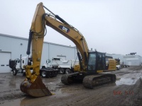 caterpillar-rkb01764