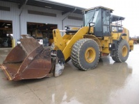 caterpillar-emb01028