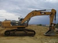 caterpillar-hhk00243