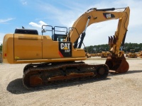 caterpillar-rkb01708