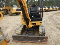 caterpillar-lj700814