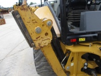 caterpillar-hwb01048