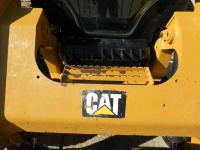 caterpillar-taw06590