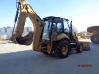 caterpillar-skr04874