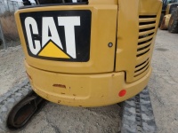 caterpillar-rky02736