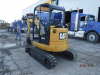 caterpillar-lj700574