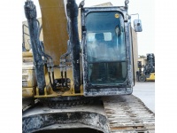 caterpillar-rkb01389