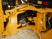 caterpillar-skr04096