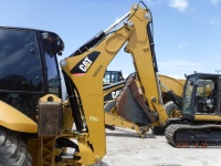 caterpillar-skr02828