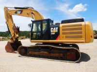 caterpillar-rkb01708