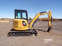 caterpillar-rky04032