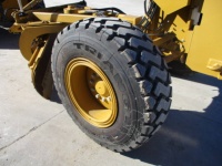 caterpillar-m9d01411