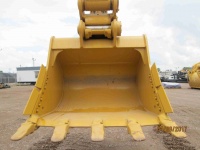 caterpillar-hhk00242