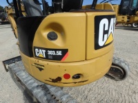 caterpillar-rky01882