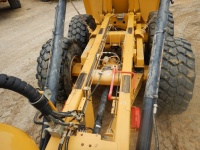 caterpillar-b1m04368