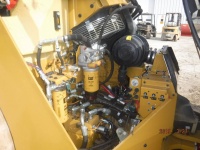 caterpillar-cb500318