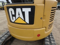 caterpillar-rky01729