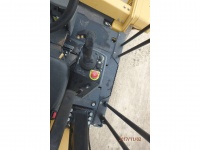 caterpillar-djm00289