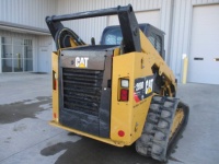 caterpillar-taw05673