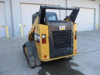 caterpillar-taw05673