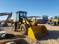 caterpillar-l2400178