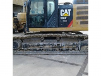 caterpillar-rkb01389