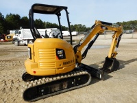 caterpillar-hhm02078