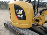 caterpillar-rky02736