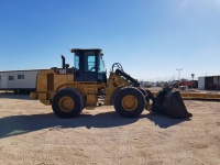 caterpillar-dhc03590